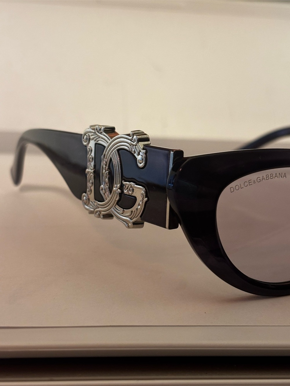 Brand New Fashion blue/Black DG Logo Cat Eye Sunglasses